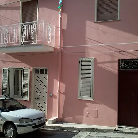Adamo Bed & Breakfast *